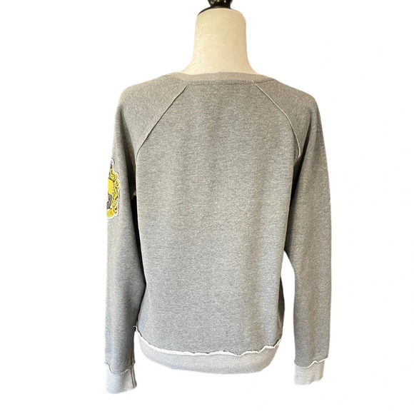 Harry Potter Universal Studios HUFFLEPUFF Sweatshirt Small - Picture 7 of 8